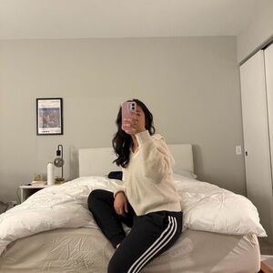 Adidas sweatpants